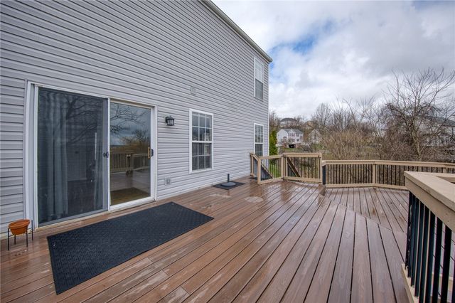 7039 Highland Creek Drive, South Fayette, PA 15017