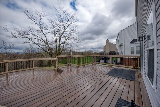 7039 Highland Creek Drive, South Fayette, PA 15017