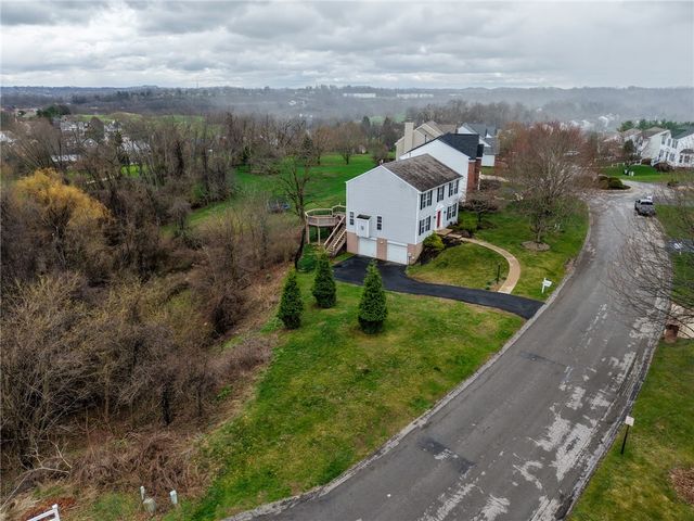 7039 Highland Creek Drive, South Fayette, PA 15017