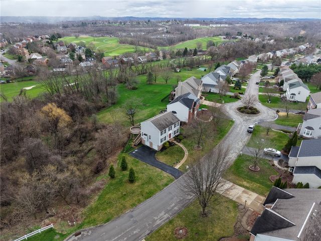 7039 Highland Creek Drive, South Fayette, PA 15017