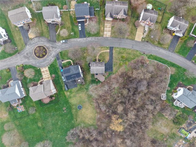 7039 Highland Creek Drive, South Fayette, PA 15017