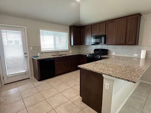 251 Tempest Trail, San Marcos, TX 78656