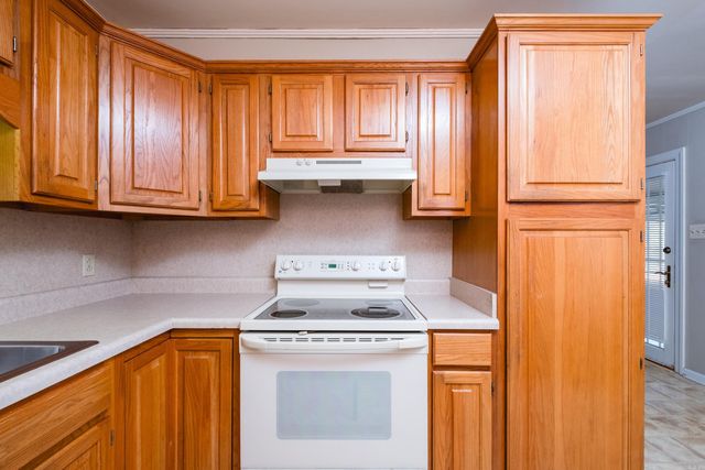 55 Warwick Road, Little Rock, AR 72205