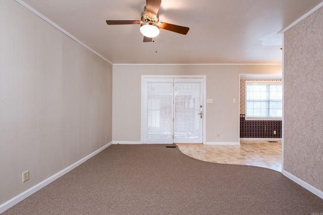 55 Warwick Road, Little Rock, AR 72205