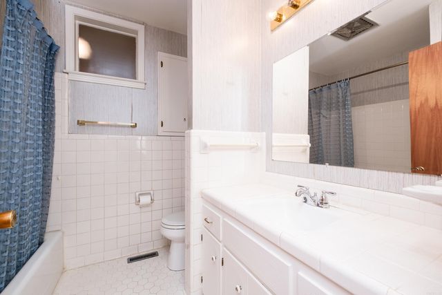 55 Warwick Road, Little Rock, AR 72205