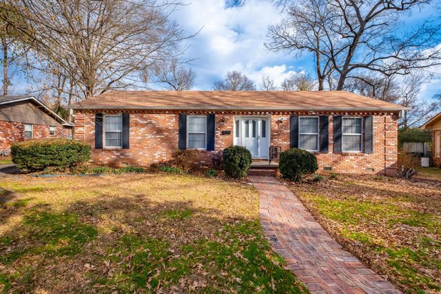 55 Warwick Road, Little Rock, AR 72205