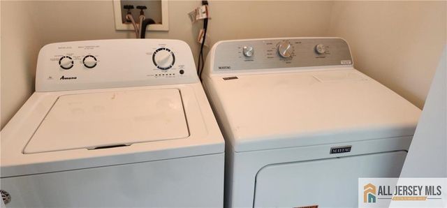 17 Rondell Lane 190, Old Bridge, NJ 08879