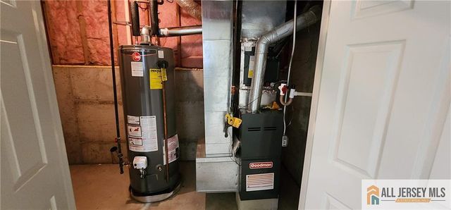 17 Rondell Lane 190, Old Bridge, NJ 08879