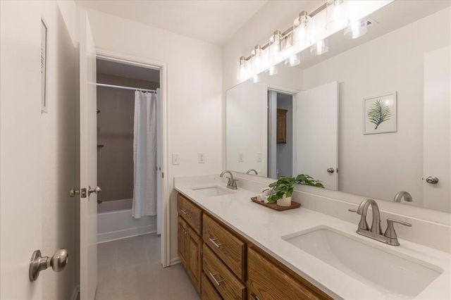 8901 Woodbend Drive, Oklahoma City, OK 73135
