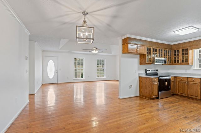 615 MAPLE Street, Clanton, AL 35045