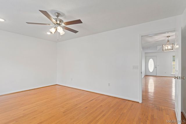 615 MAPLE Street, Clanton, AL 35045