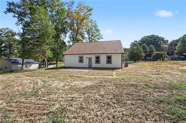 176 Old Fisher Ferry Road, Thomasville, NC 27360