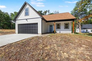 176 Old Fisher Ferry Road, Thomasville, NC 27360