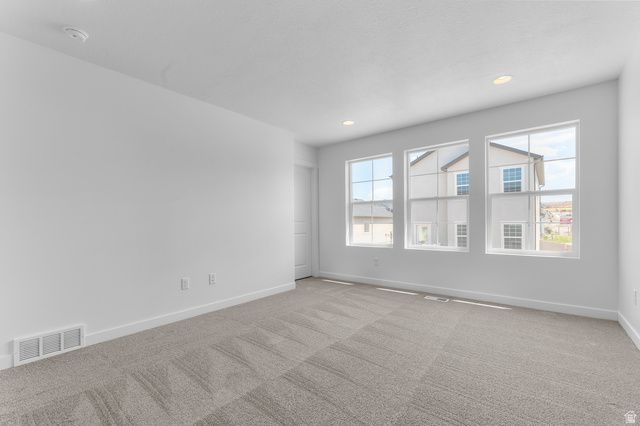 8227 W SENTINAL PEAK DR, Magna, UT 84044