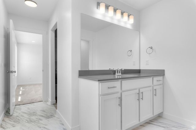 8227 W SENTINAL PEAK DR, Magna, UT 84044