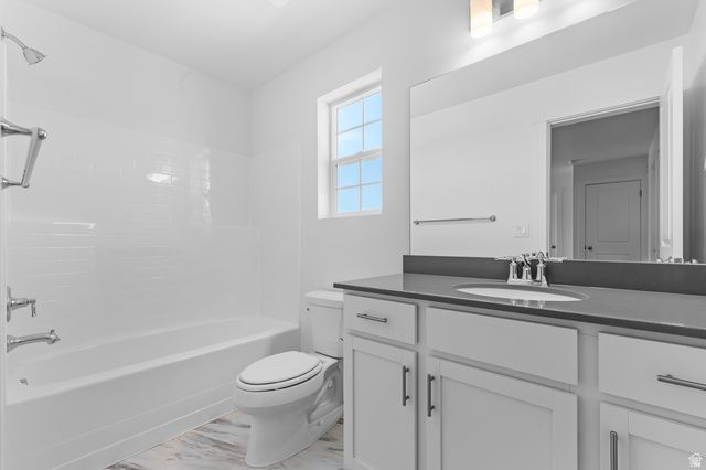 8227 W SENTINAL PEAK DR, Magna, UT 84044