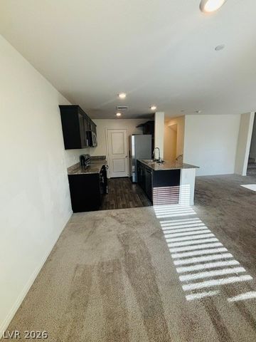 6952 Midnight Bronze Street, North Las Vegas, NV 89086