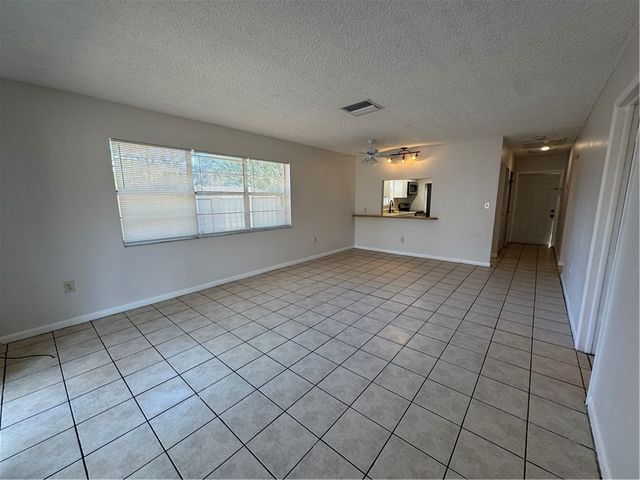 1528 43rd Avenue, Vero Beach, FL 32960