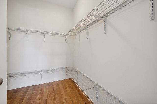 1956 W Ohio Street 3W, Chicago, IL 60622