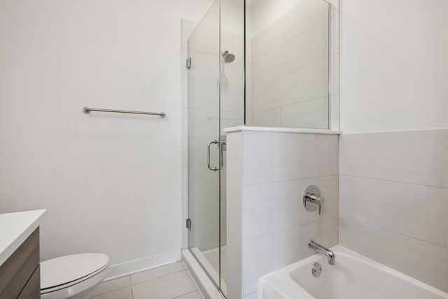 1956 W Ohio Street 3W, Chicago, IL 60622