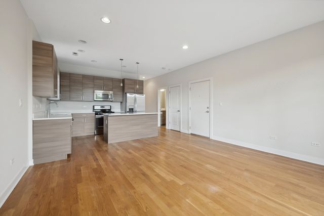 1956 W Ohio Street 3W, Chicago, IL 60622