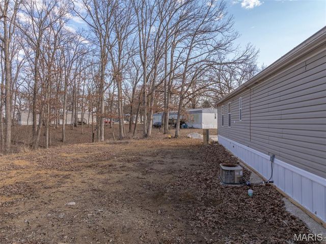 68 Beach Circle, Moscow Mills, MO 63362