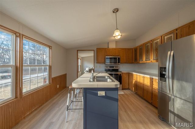 68 Beach Circle, Moscow Mills, MO 63362