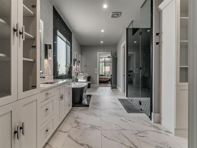 15617 Woodleaf Lane, Edmond, OK 73013