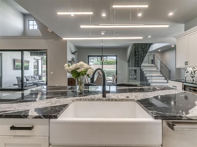 15617 Woodleaf Lane, Edmond, OK 73013