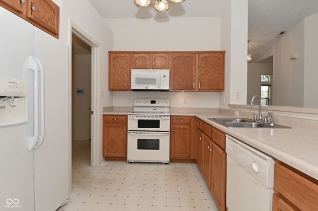 10721 Oriole Court, Indianapolis, IN 46231