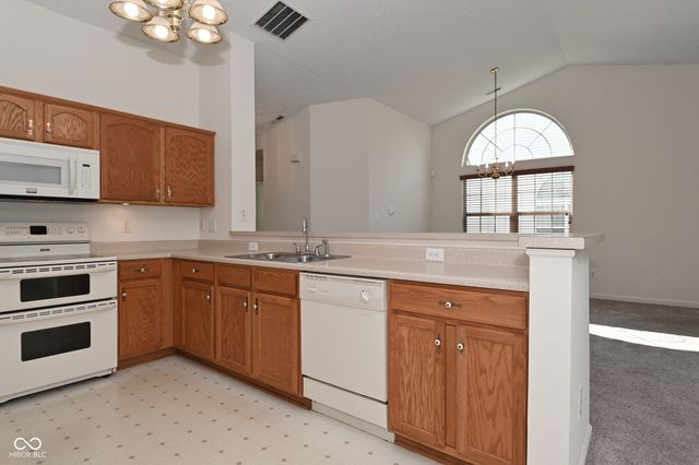 10721 Oriole Court, Indianapolis, IN 46231