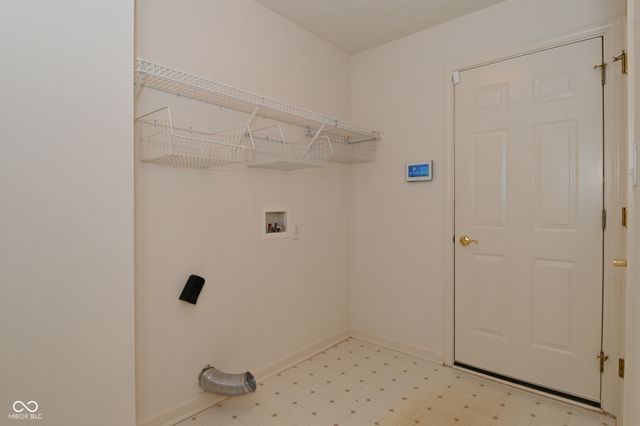10721 Oriole Court, Indianapolis, IN 46231
