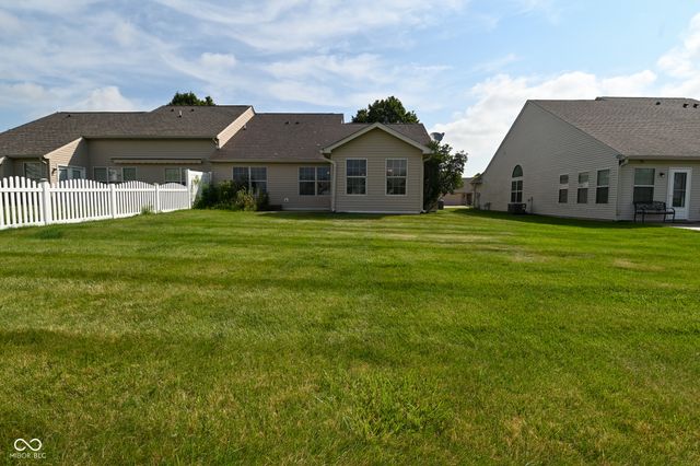 10721 Oriole Court, Indianapolis, IN 46231