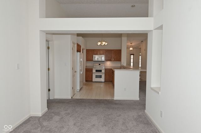 10721 Oriole Court, Indianapolis, IN 46231