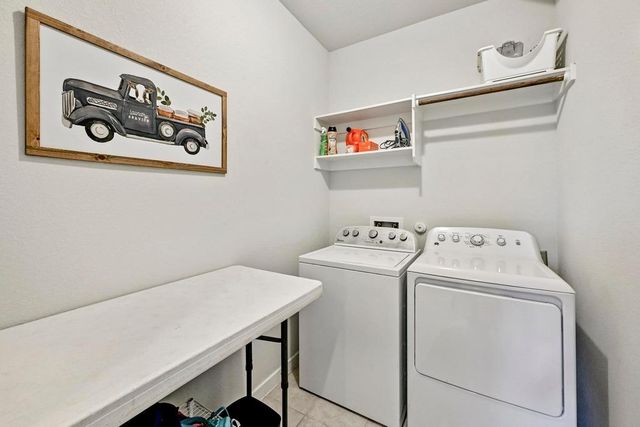 232 Gidran TRL, Georgetown, TX 78626