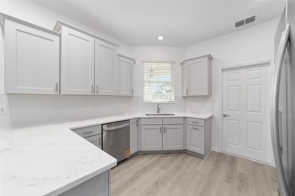 Image 18 of property listing at 9690 SW 108TH TERRACE ROAD, Ocala, FL 34481