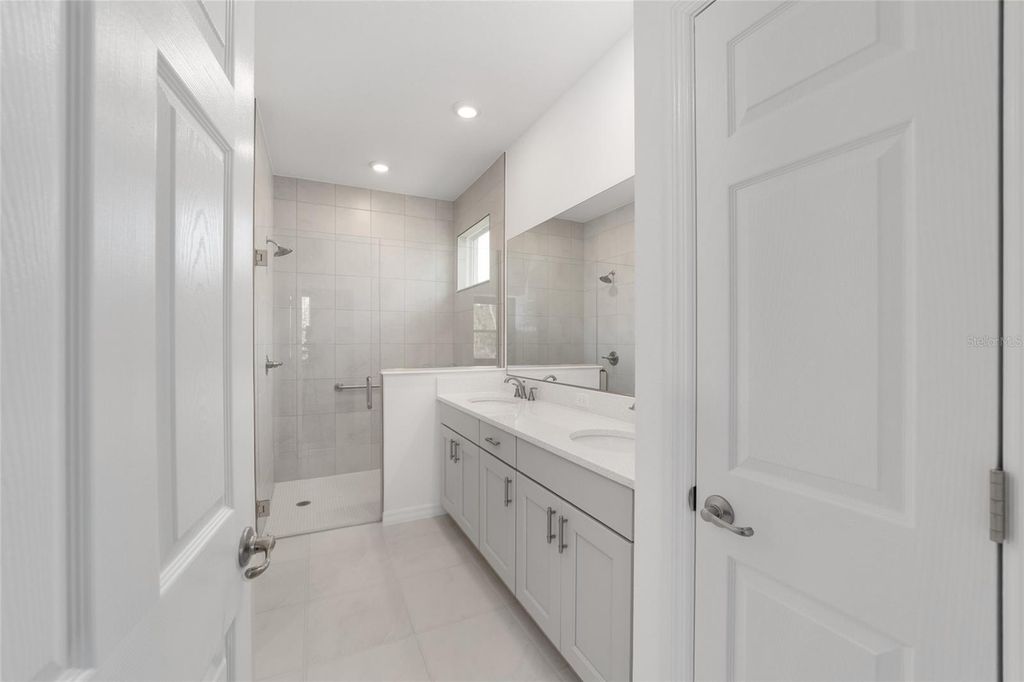 Image 23 of property listing at 9690 SW 108TH TERRACE ROAD, Ocala, FL 34481