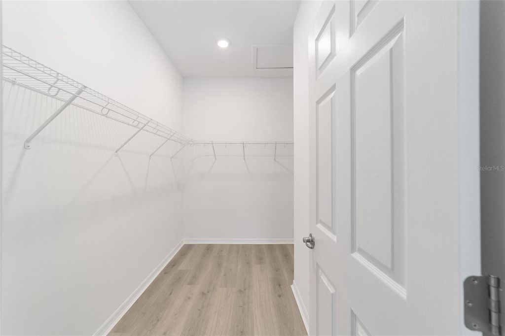 Image 26 of property listing at 9690 SW 108TH TERRACE ROAD, Ocala, FL 34481