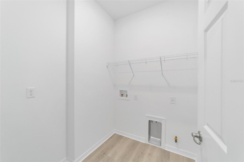 Image 30 of property listing at 9690 SW 108TH TERRACE ROAD, Ocala, FL 34481