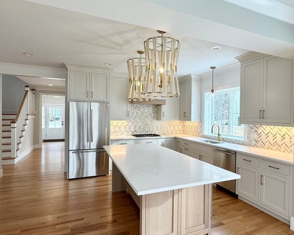 9 Morley, Needham, MA 02492