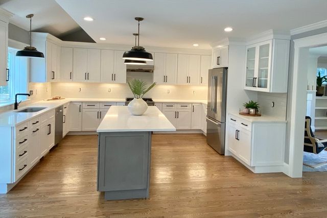 9 Morley, Needham, MA 02492