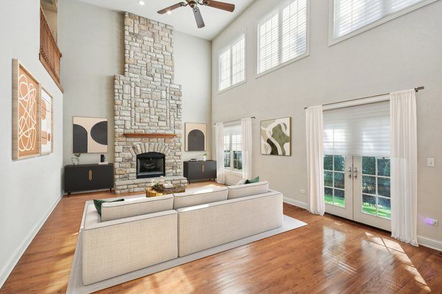 27W327 Williams Street, Winfield, IL 60190