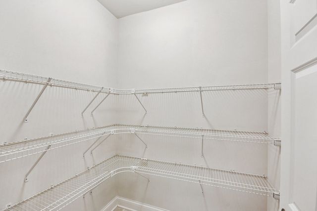 27W327 Williams Street, Winfield, IL 60190