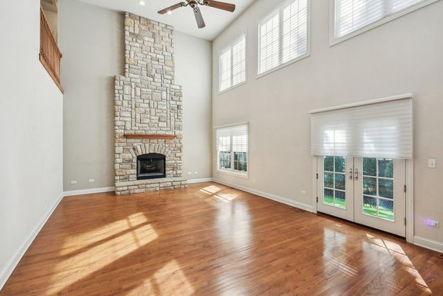 27W327 Williams Street, Winfield, IL 60190