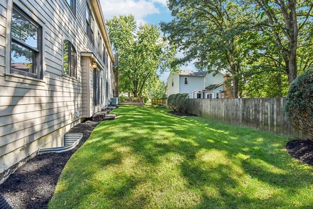 27W327 Williams Street, Winfield, IL 60190