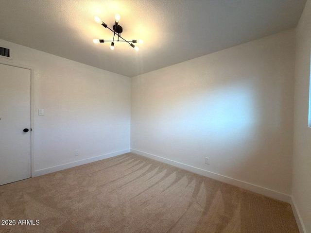 3529 W STELLA Lane, Phoenix, AZ 85019