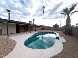 3529 W STELLA Lane, Phoenix, AZ 85019