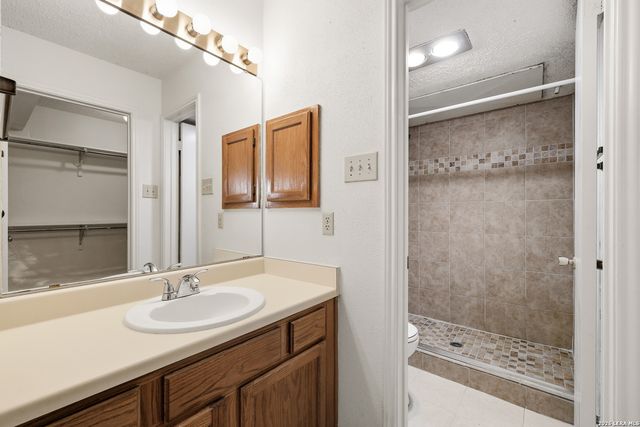 5322 Medical DR D207, San Antonio, TX 78240