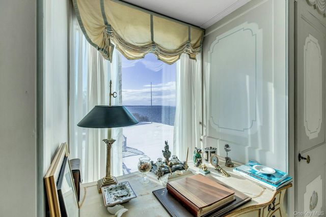 2 Wallis Lane, Saint James, NY 11780