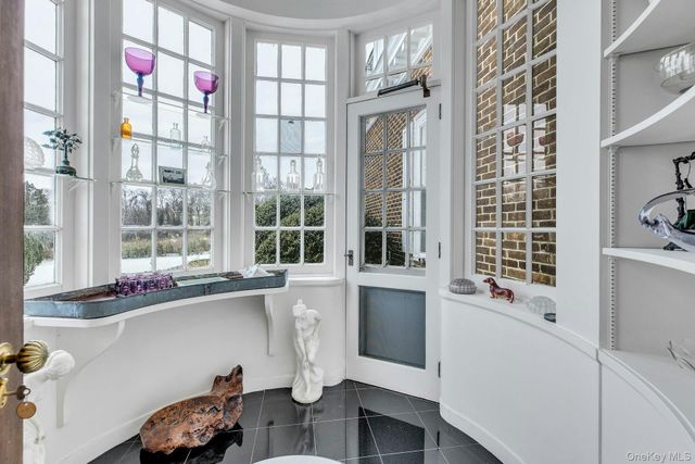 2 Wallis Lane, Saint James, NY 11780